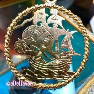 18k Ship Charm